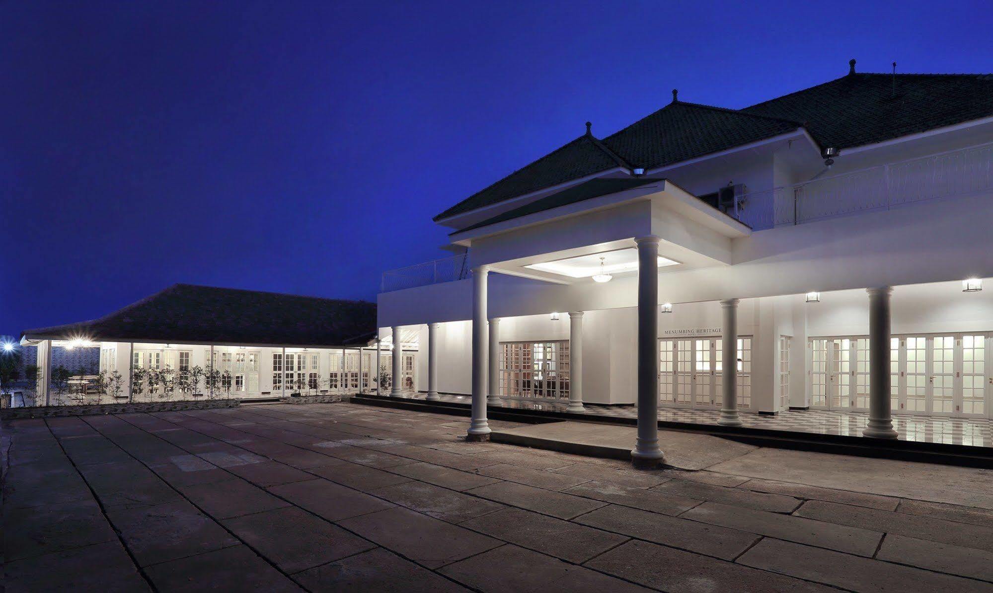 Menumbing Heritage Hotel Pangkal Pinang Exterior foto
